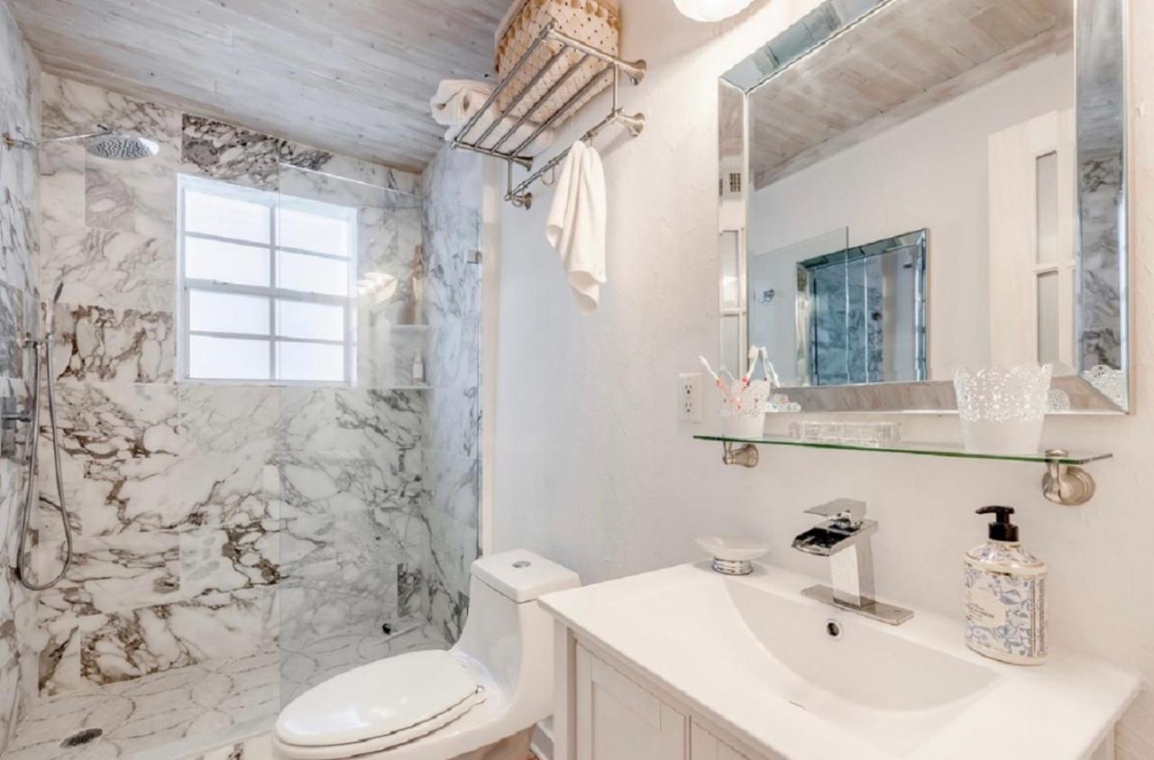 Tropical Designer House In Heart Of Antique Row Wpb Villa West Palm Beach Exterior foto