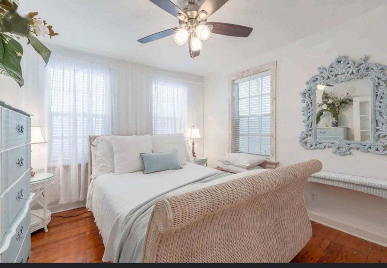 Tropical Designer House In Heart Of Antique Row Wpb Villa West Palm Beach Exterior foto